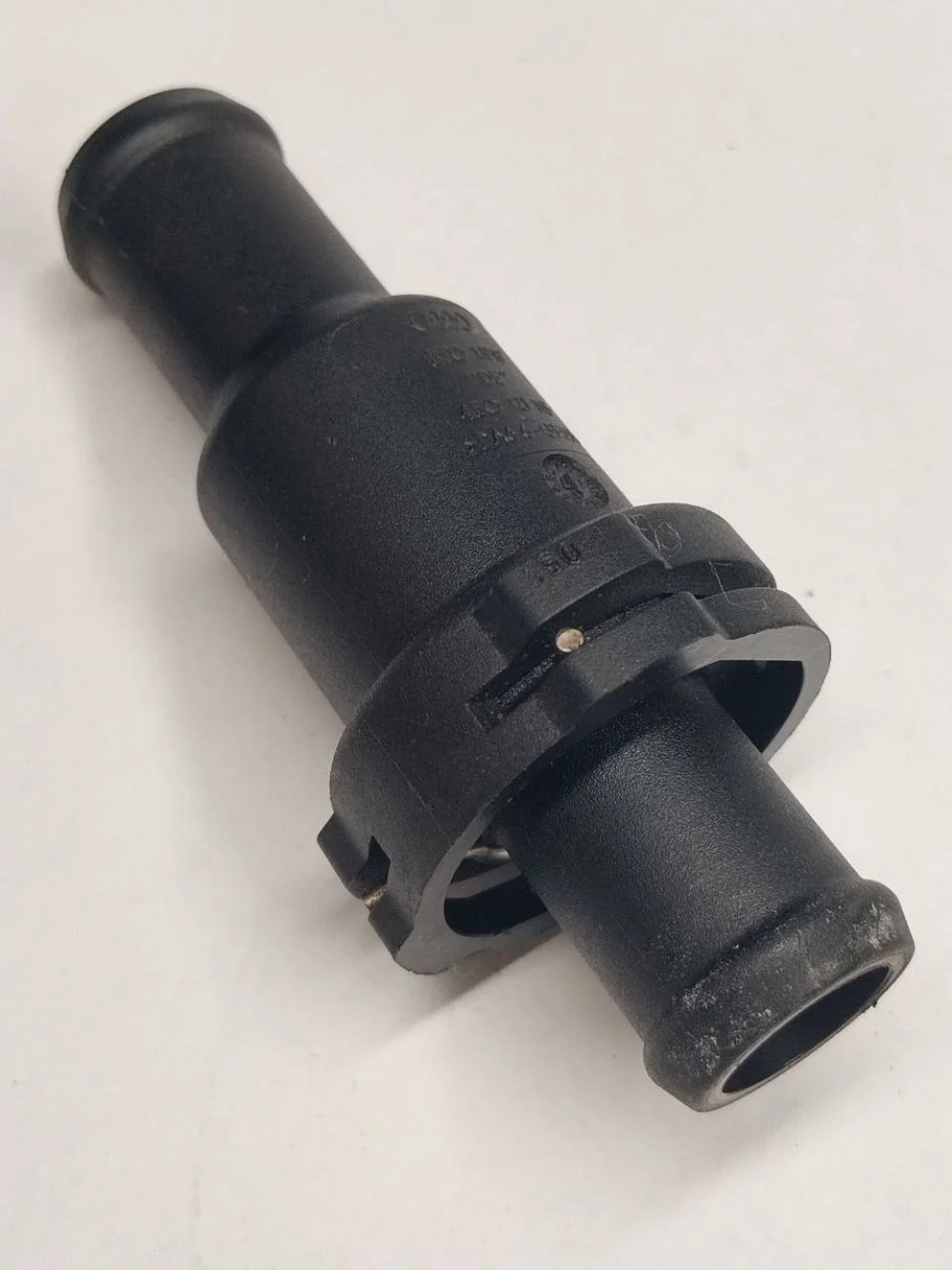 Термостат Audi A8 D3 рестайлинг 2 (2007—2010)