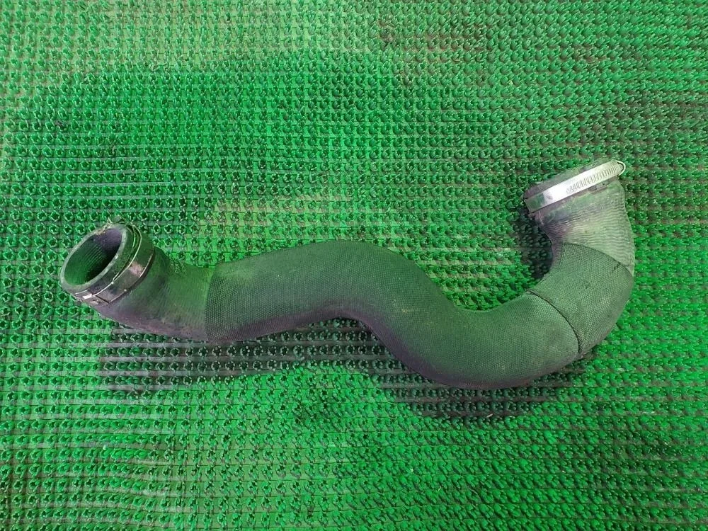 Патрубок интеркулера Audi A5 I (2007—2011)