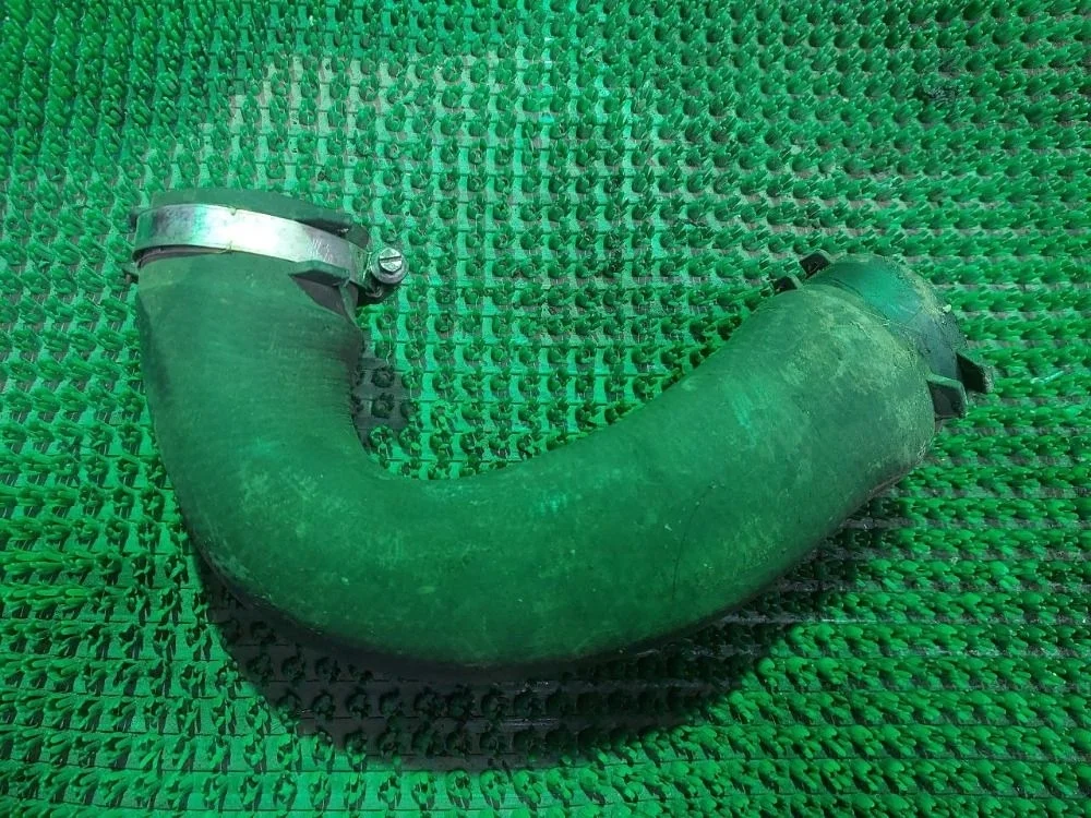 Патрубок интеркулера Audi A5 I (2007—2011)