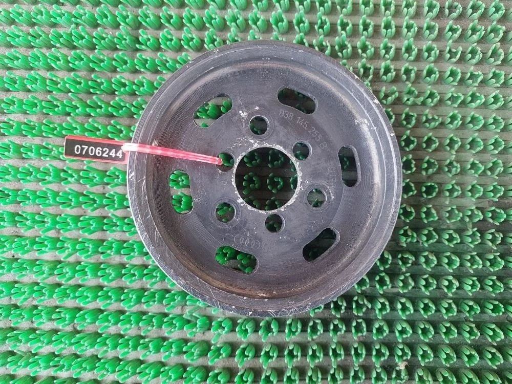 Шкив насоса гидроусилителя Audi A6 C6 (2004—2008)