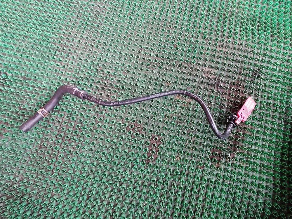 Трубка вакуумная Audi A6 C6 (2004—2008)