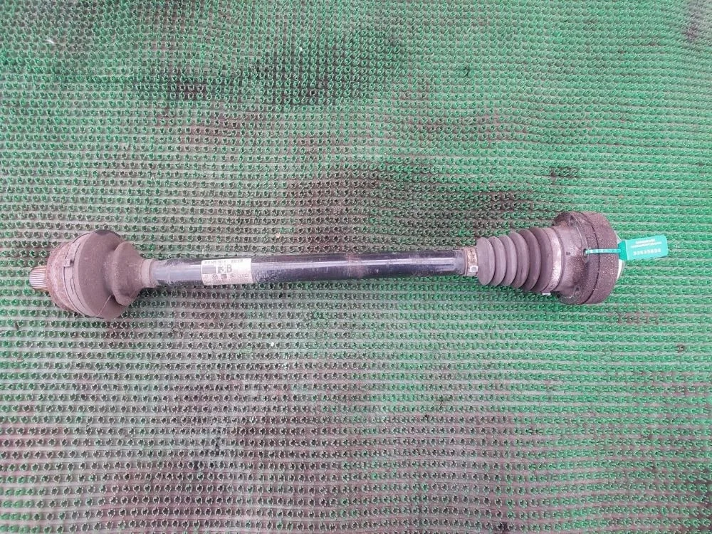 Вал привода Audi A6 C6 (2004—2008)