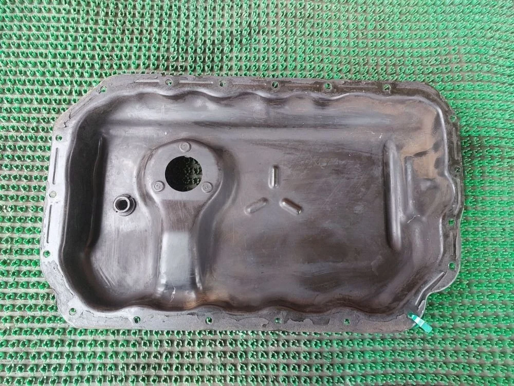 Поддон масляный двигателя Audi A6 C6 (2004—2008)