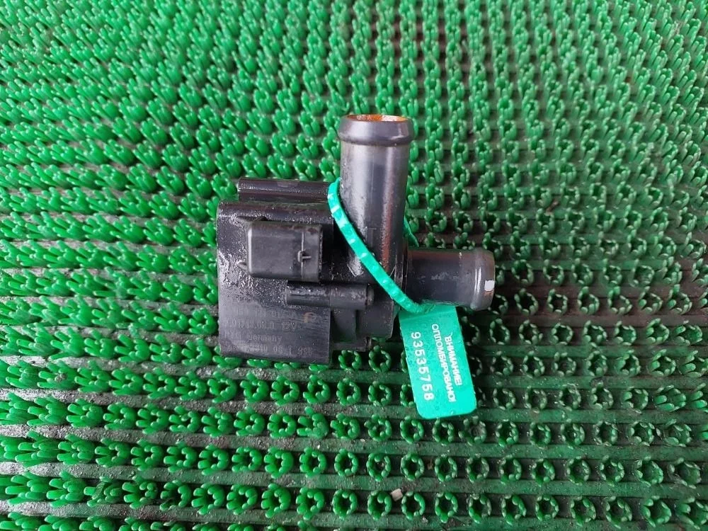 Насос водяной (помпа) Audi A5 I (2007—2011)