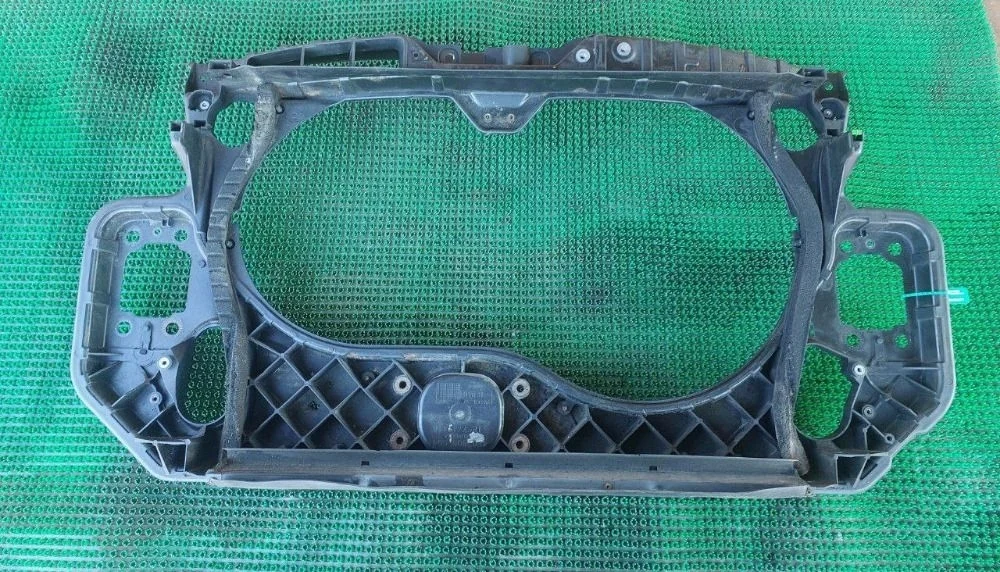 Панель передняя Audi A6 C6 (2004—2008)