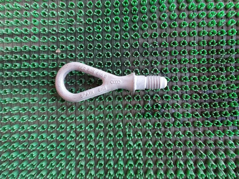 Крюк буксировочный Audi A6 C6 (2004—2008)