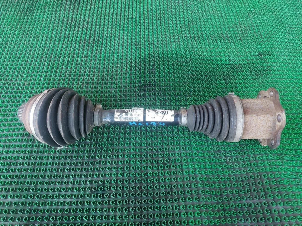 Вал привода Audi A4 B8 (2007—2012)