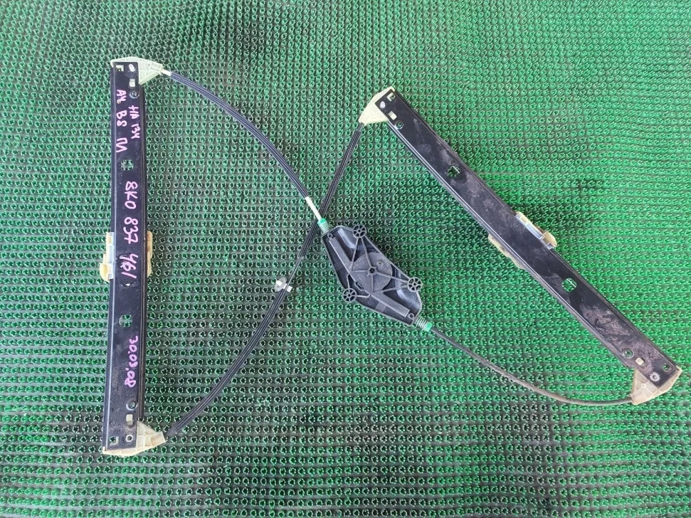 Стеклоподъемник электр. передний левый Audi A4 B8 (2007—2012)