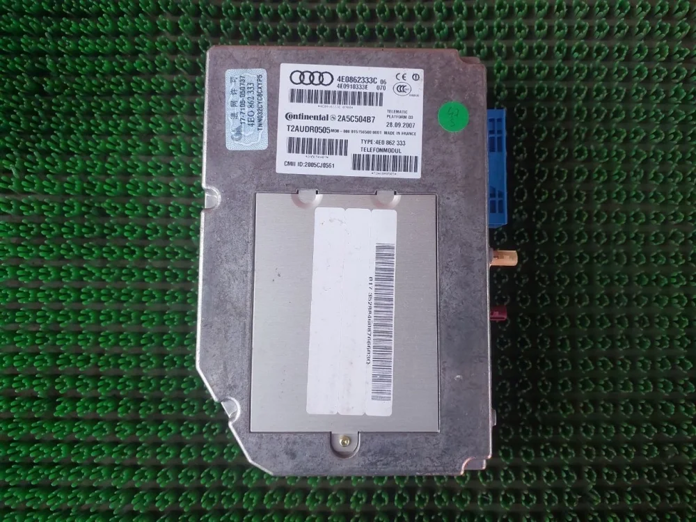 Блок управления телефоном Audi A6 C6 (2004—2008)