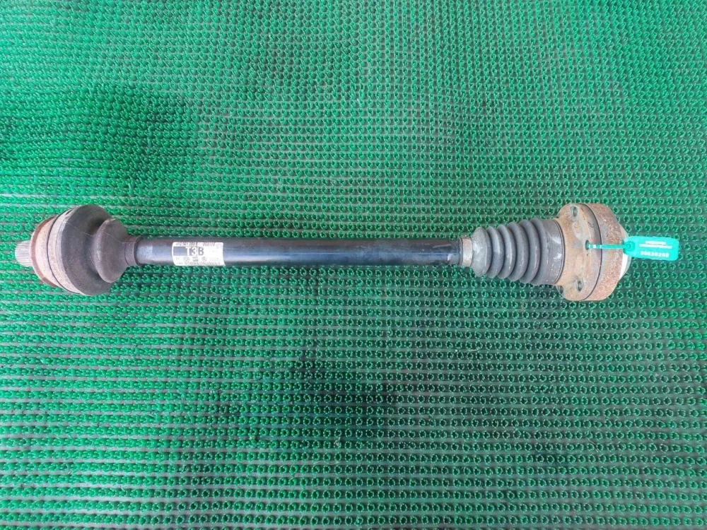 Вал привода Audi A6 C6 (2004—2008)