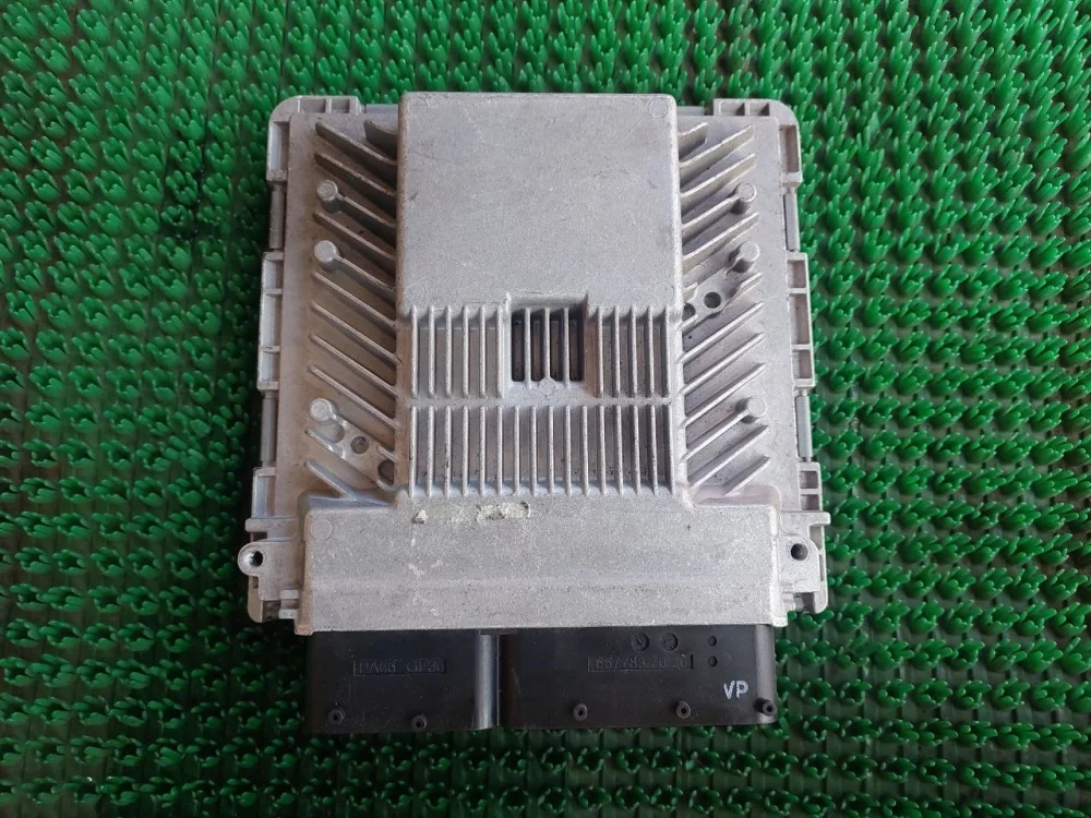 Блок управления двигателем Audi A5 I (2007—2011)