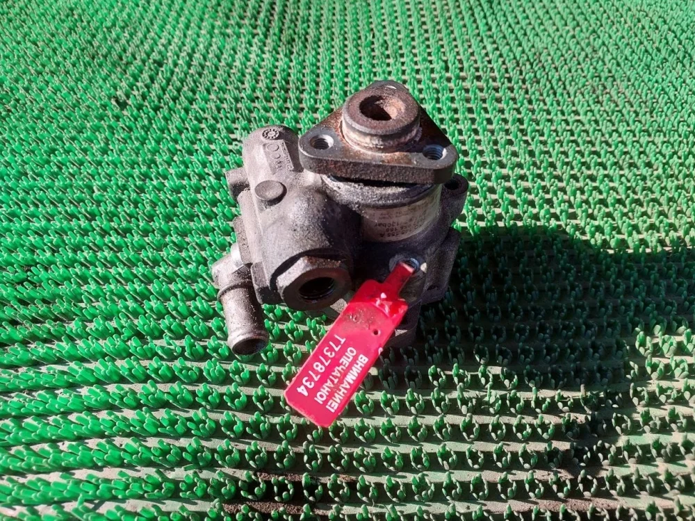 Насос гидроусилителя Audi A6 C6 (2004—2008)