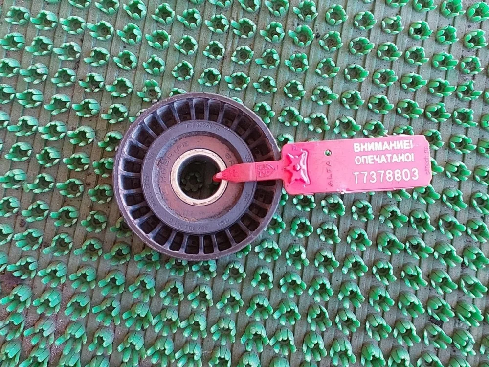 Обводной ролик Audi A6 C6 (2004—2008)