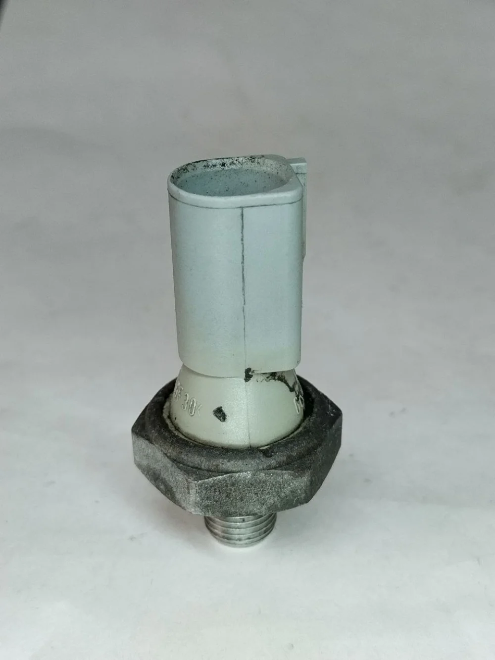 Датчик давления масла Audi A6 C6 (2004—2008)