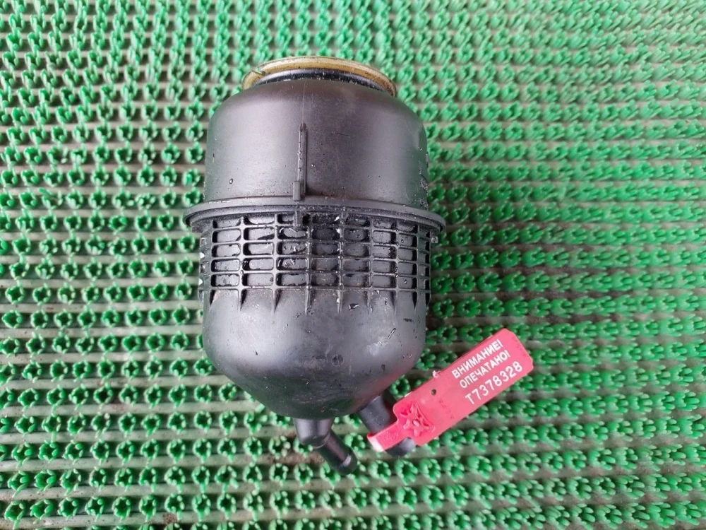 Бачок ГУР Audi A6 C6 (2004—2008)