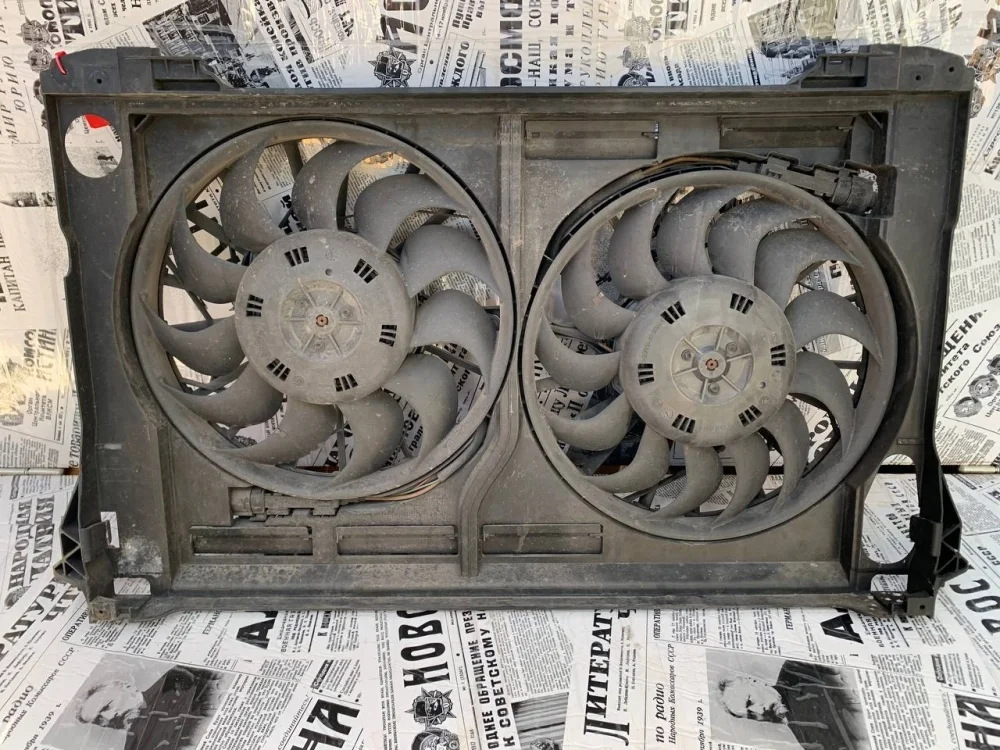 Диффузор вентилятора Audi A8 D3 рестайлинг (2005—2007)