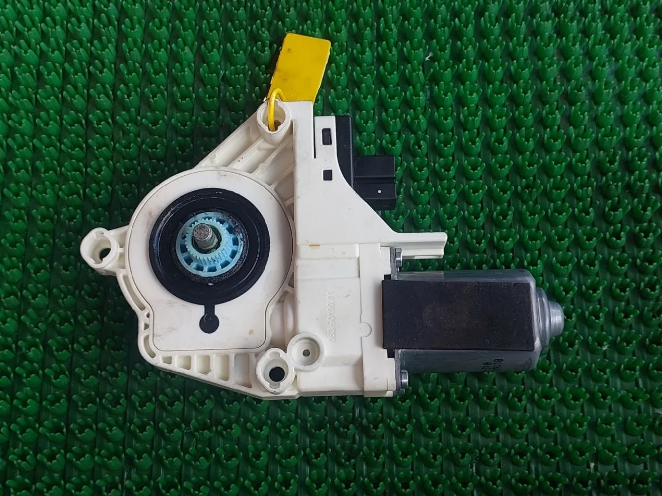 Мотор стеклоподъемника Audi A5 I (2007—2011)