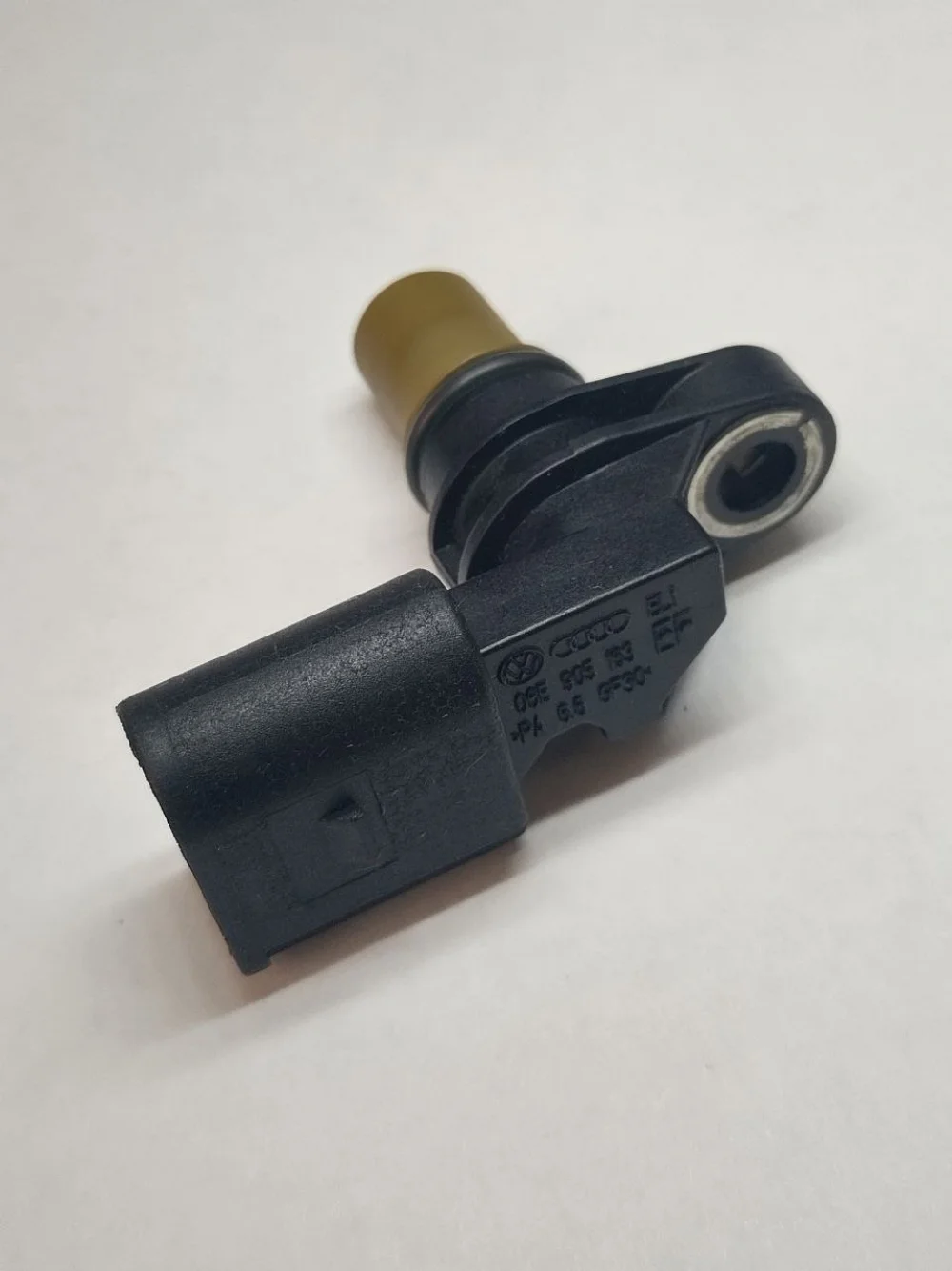 Датчик положения распредвала Audi A6 C6 (2004—2008)