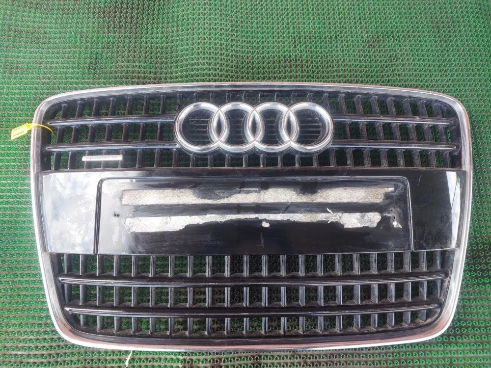 Решетка радиатора Audi Q7 4L (2005—2009)