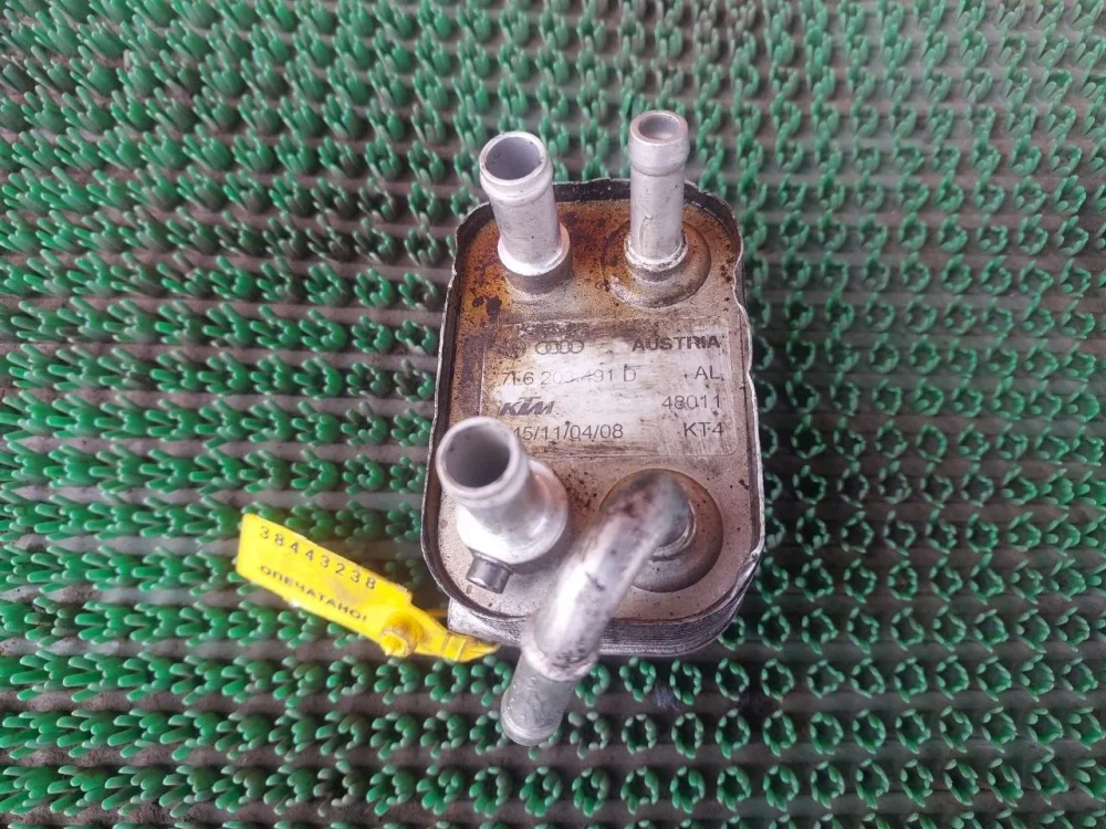 Радиатор топливный Audi Q7 4L (2005—2009)