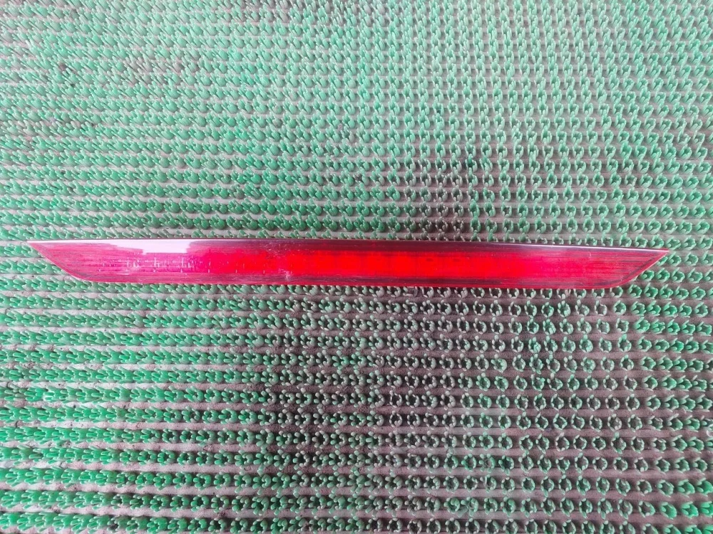 Стоп сигнал дополнительный Audi Q7 4L (2005—2009)