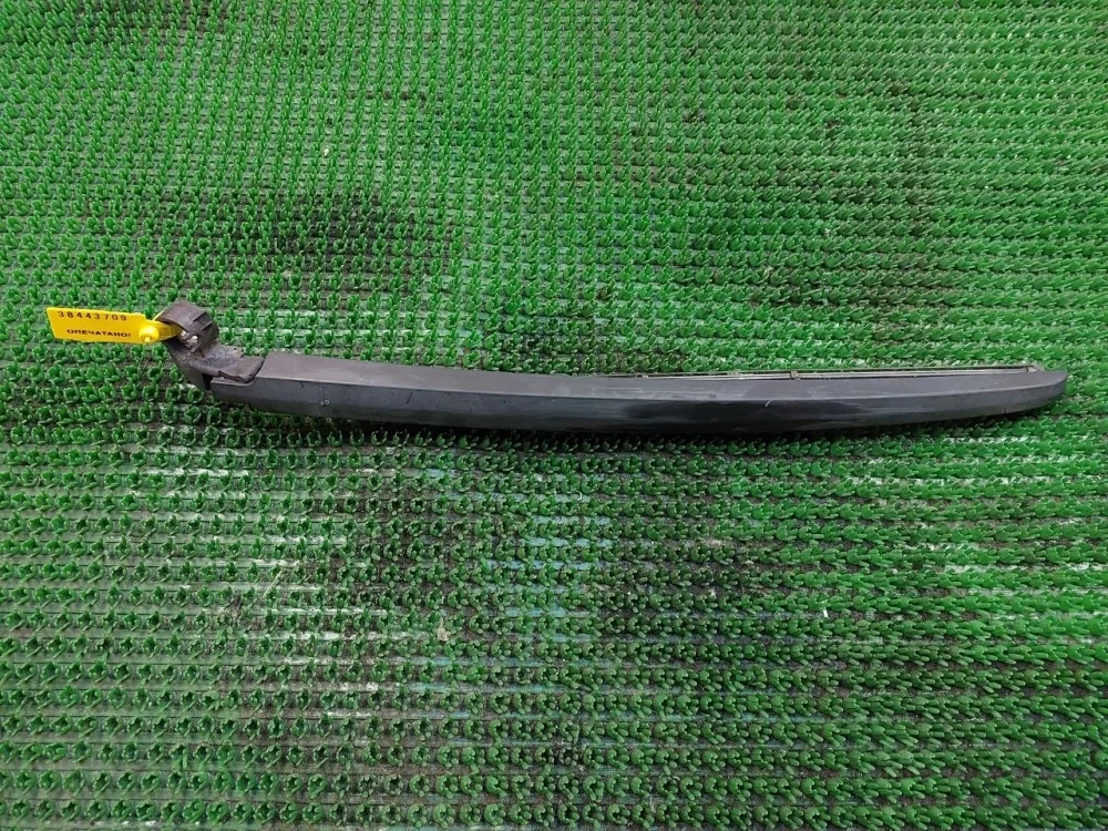 Поводок дворника 5 двери Audi A6 C6 рестайлинг (2008—2011)