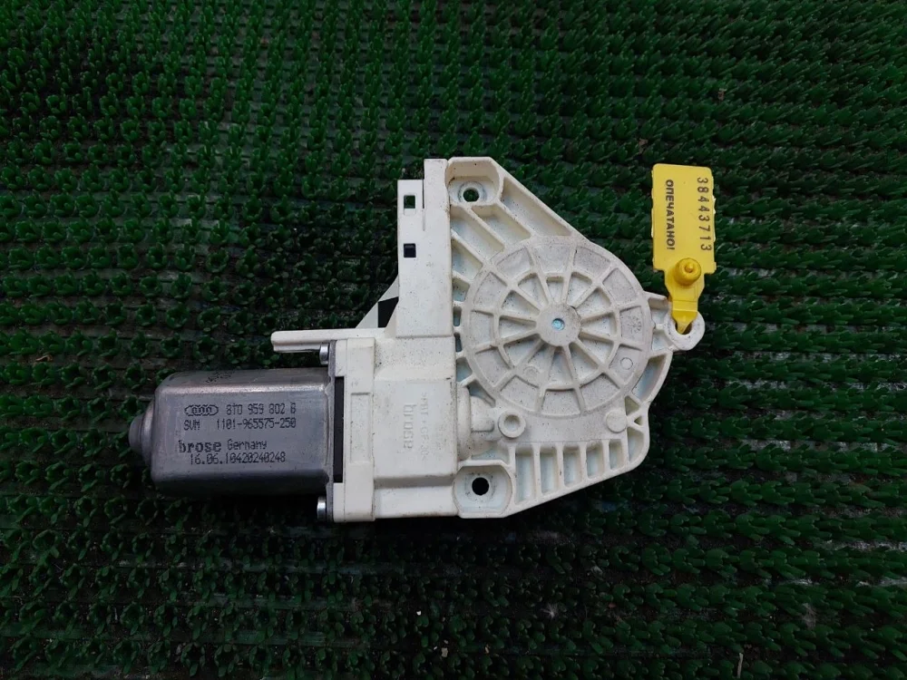 Мотор стеклоподъемника Audi A5 I (2007—2011)