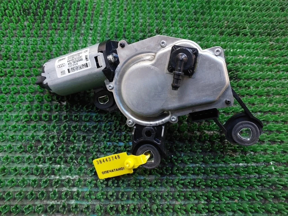 Моторчик стеклоочистителя задний Audi A6 C6 (2004—2008)