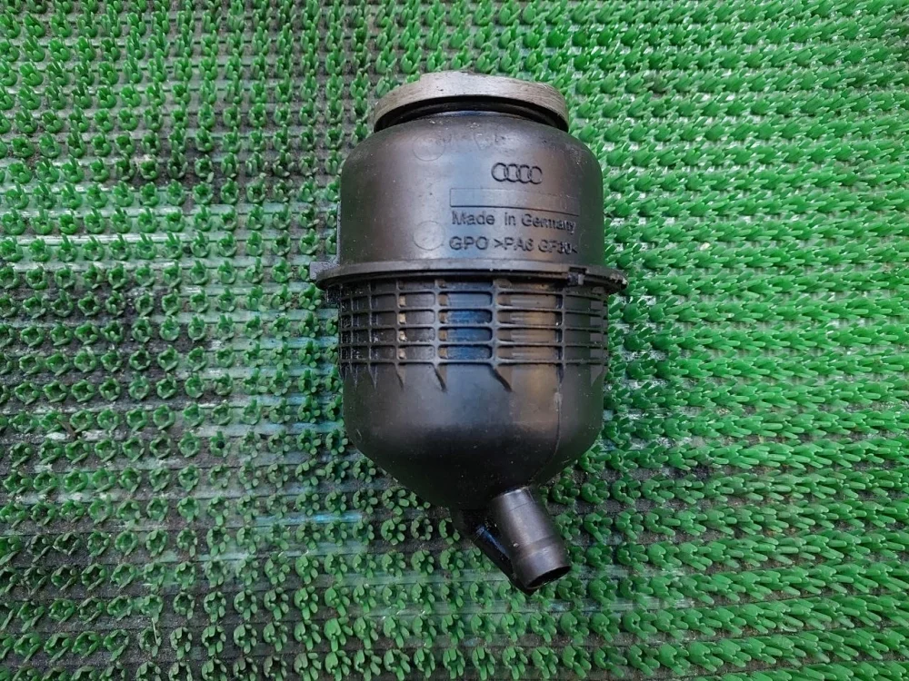 Бачок ГУР Audi A6 C6 (2004—2008)