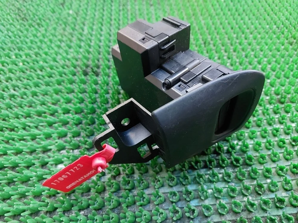 Замок зажигания Audi A4 B8 (2007—2012)