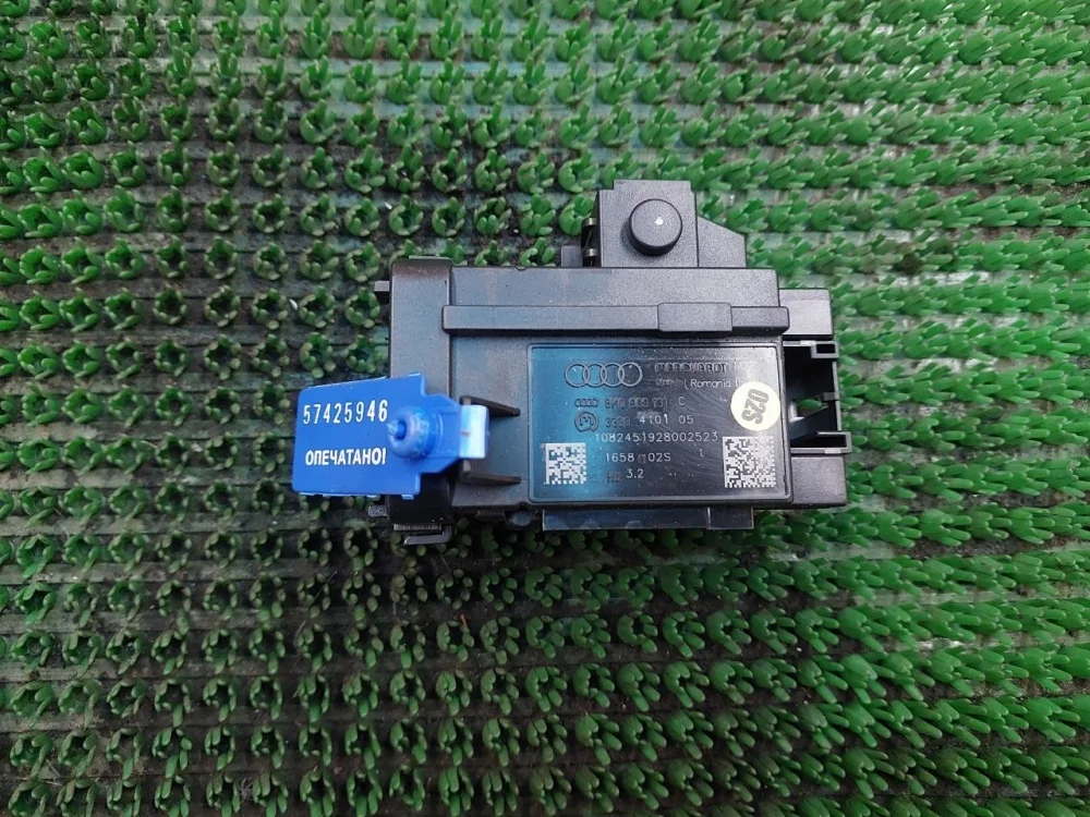 Замок зажигания Audi A4 B8 (2007—2012)