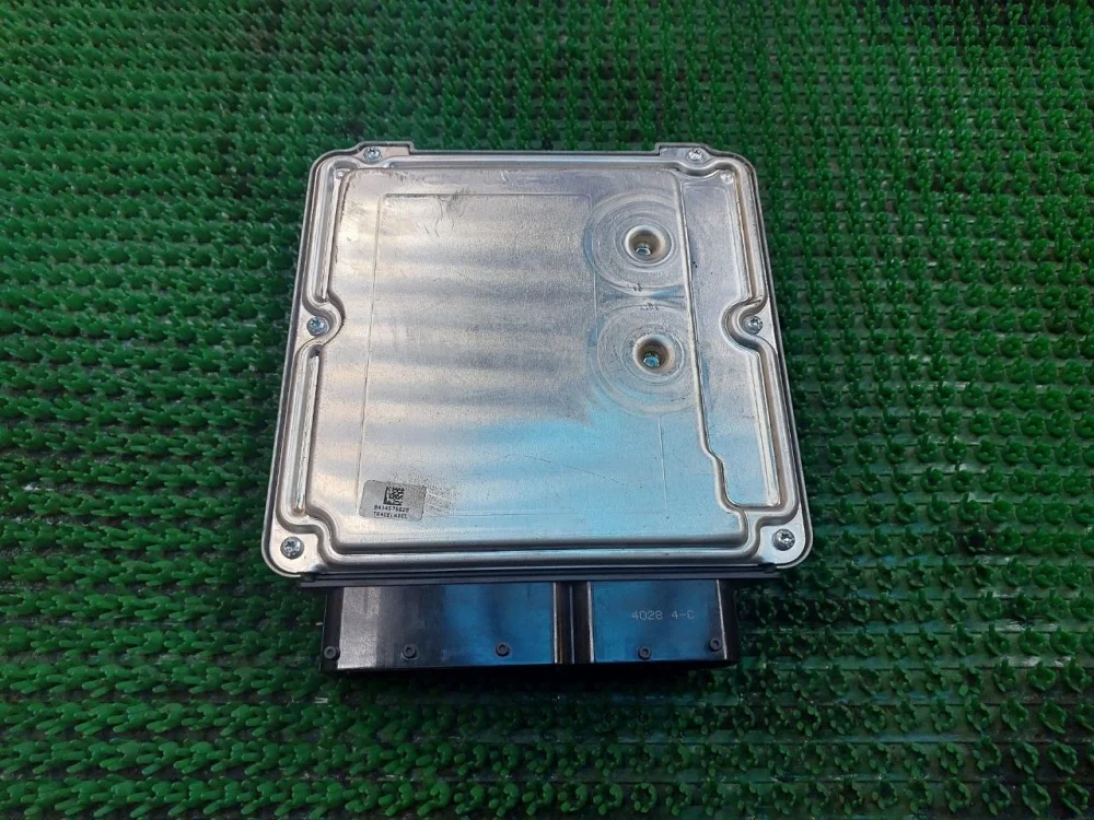 Блок управления двигателем Audi A6 C6 (2004—2008)