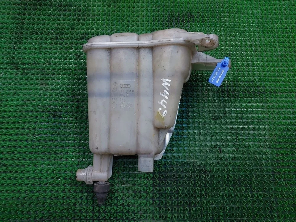Бачок расширительный Audi S5 I (2007—2011)