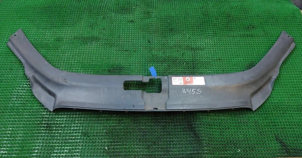 Кожух замка капота Audi Q7 4L (2005—2009)