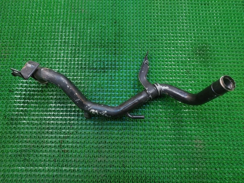 Трубка охлаждающей жидкости Audi A6 C6 (2004—2008)