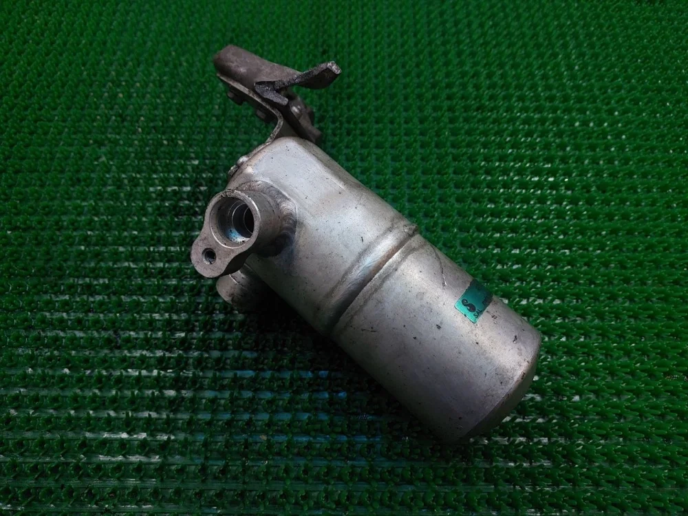 Осушитель кондиционера Audi A8 D3 (2002—2005)