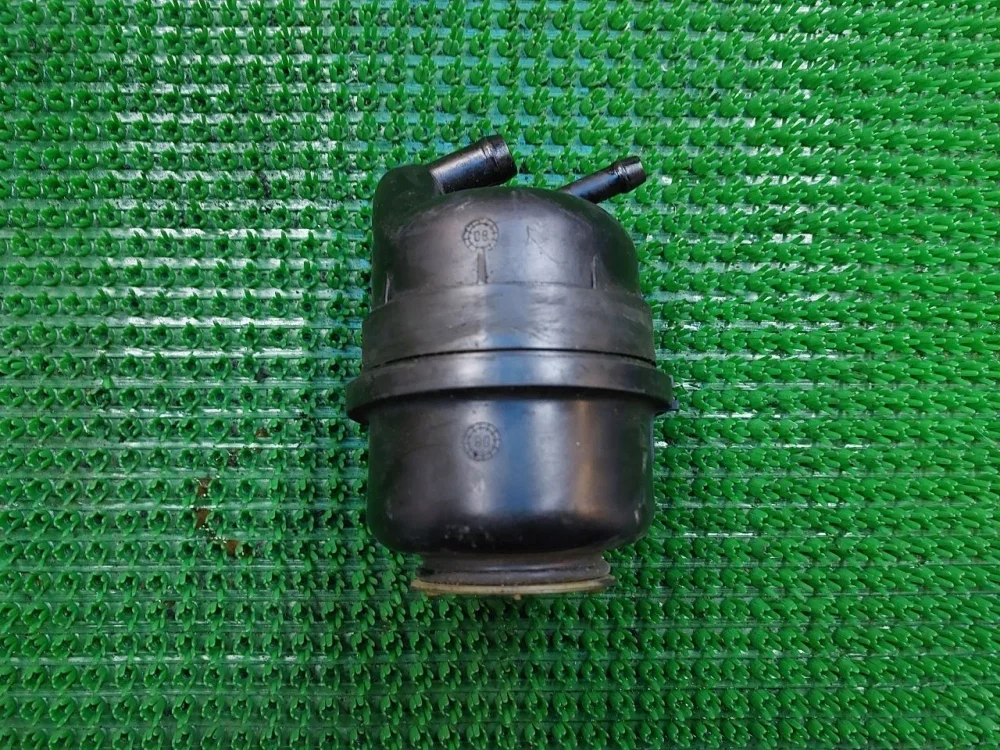 Бачок ГУР Audi A6 C6 (2004—2008)