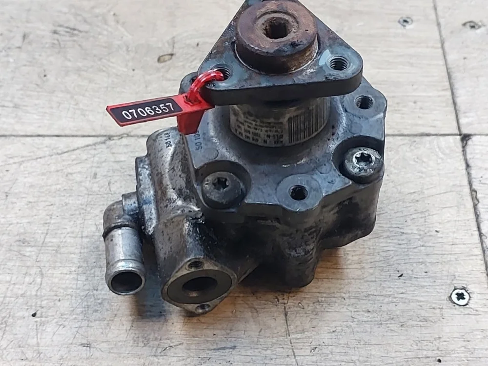 Насос гидроусилителя Audi A6 C6 (2004—2008)