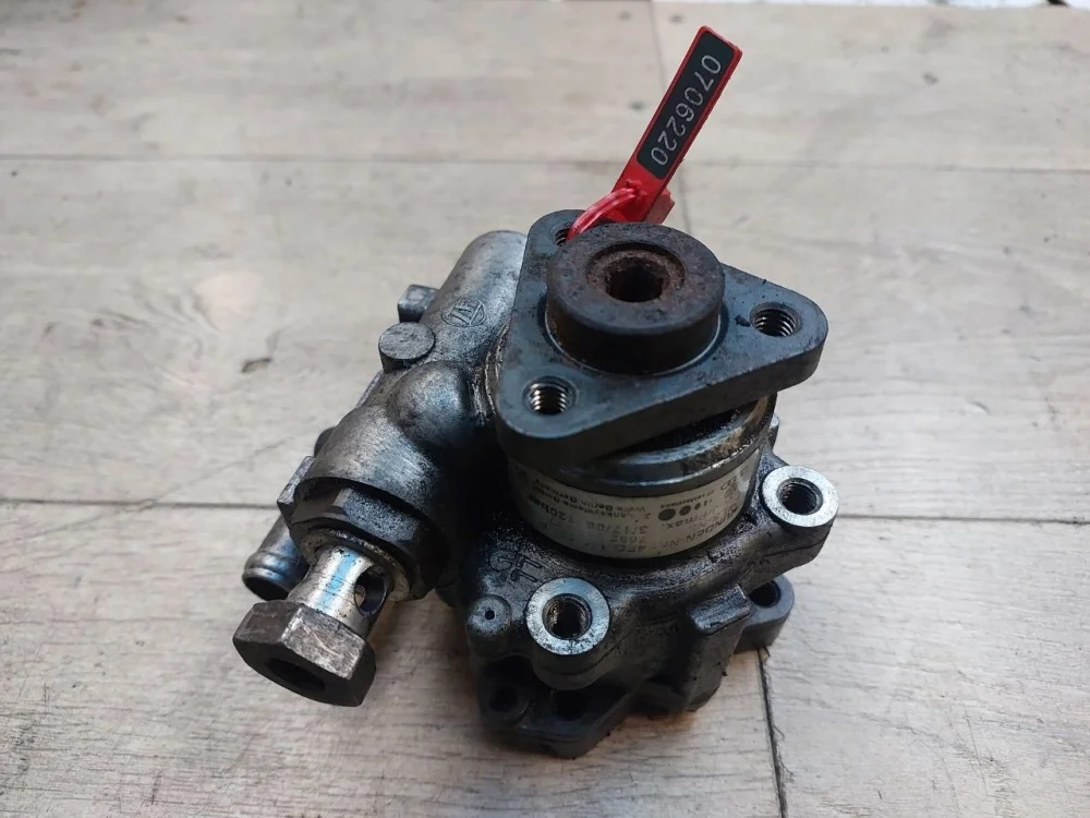 Насос гидроусилителя Audi A6 C6 (2004—2008)