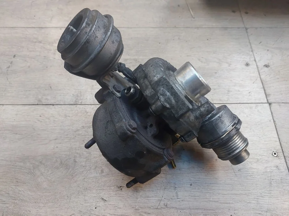 Турбокомпрессор (турбина) Audi A6 C6 (2004—2008)