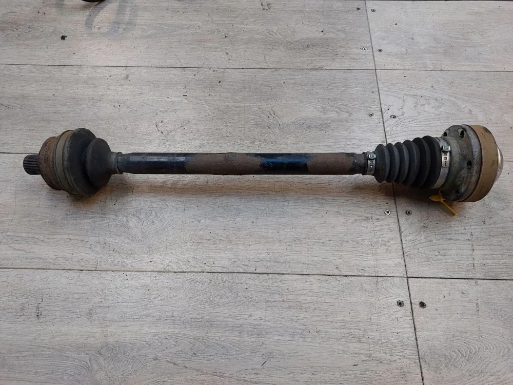 Вал привода Audi A6 C6 (2004—2008)