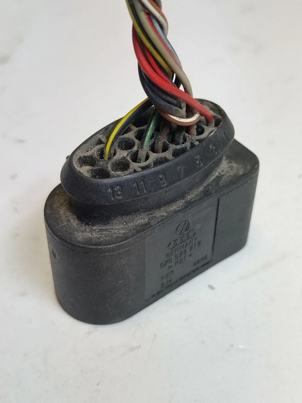 Разъем Audi A4 B8 (2007—2012)