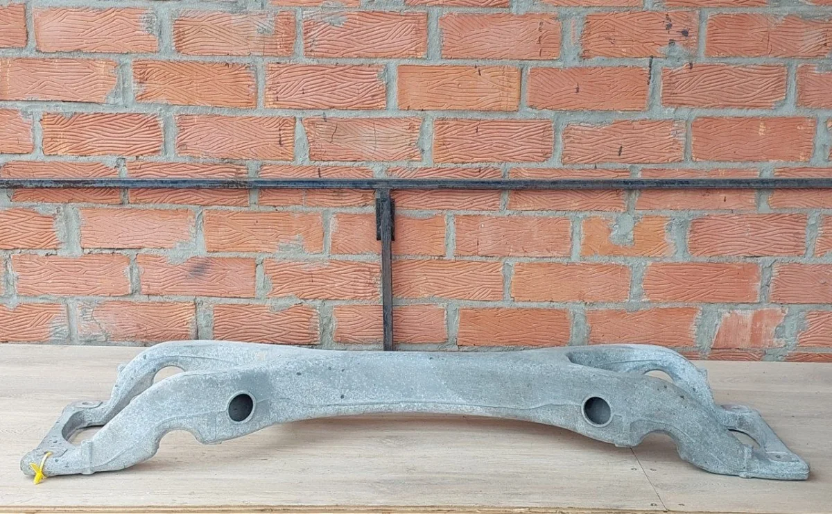 Подрамник Audi Q7 4L (2005—2009)