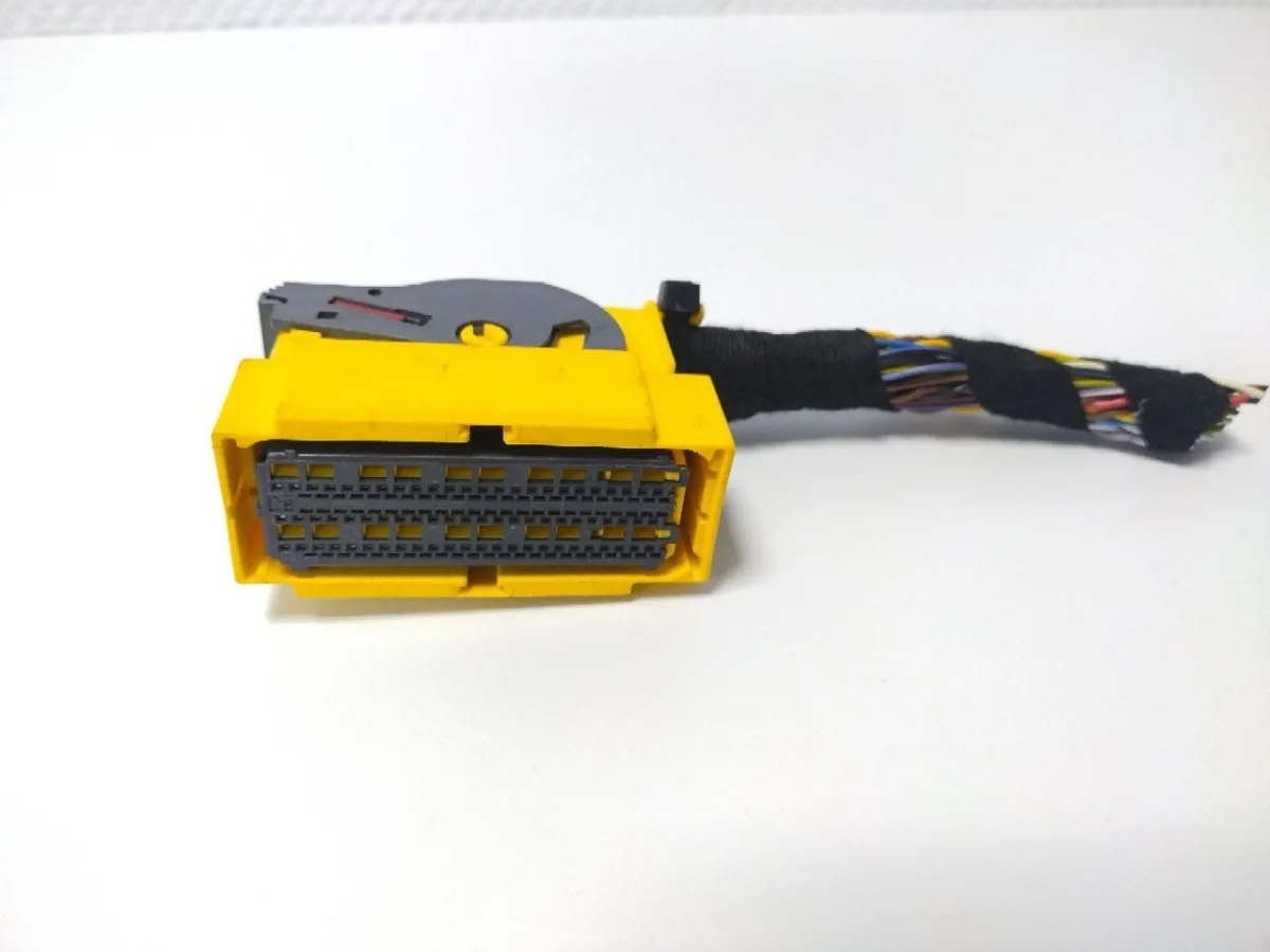 Разъем Audi S6 C6 (2006—2008)