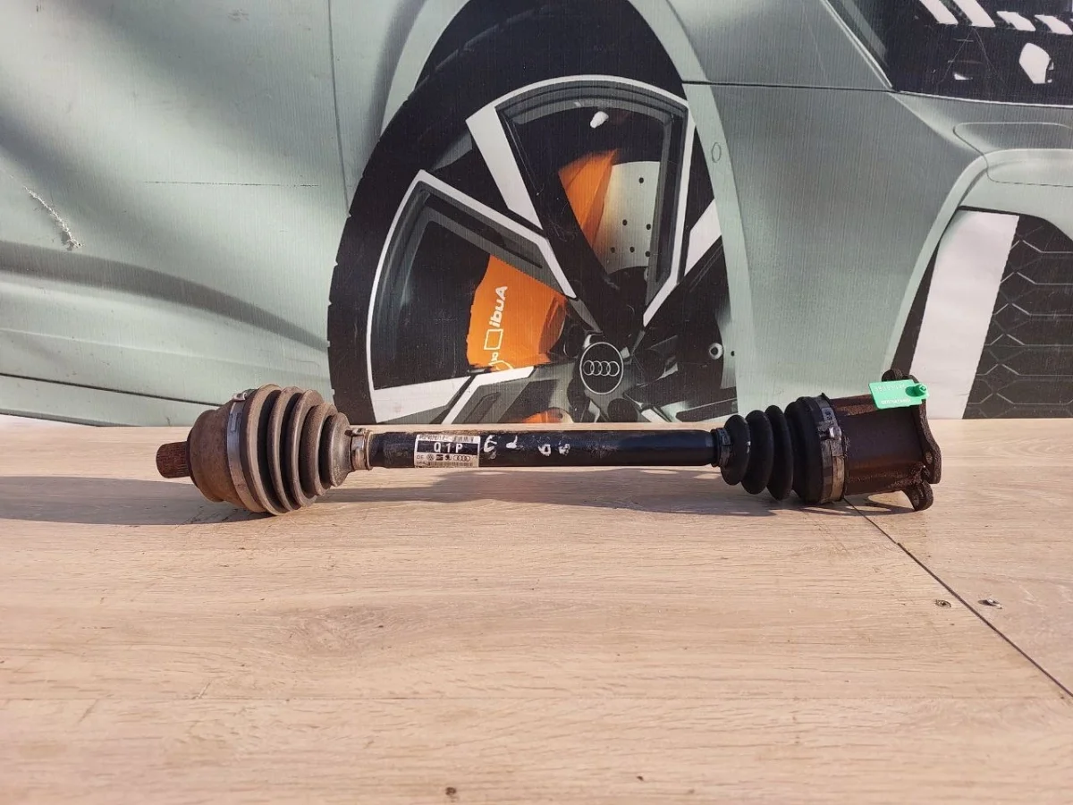 Вал привода Audi A8 D3 (2002—2005)