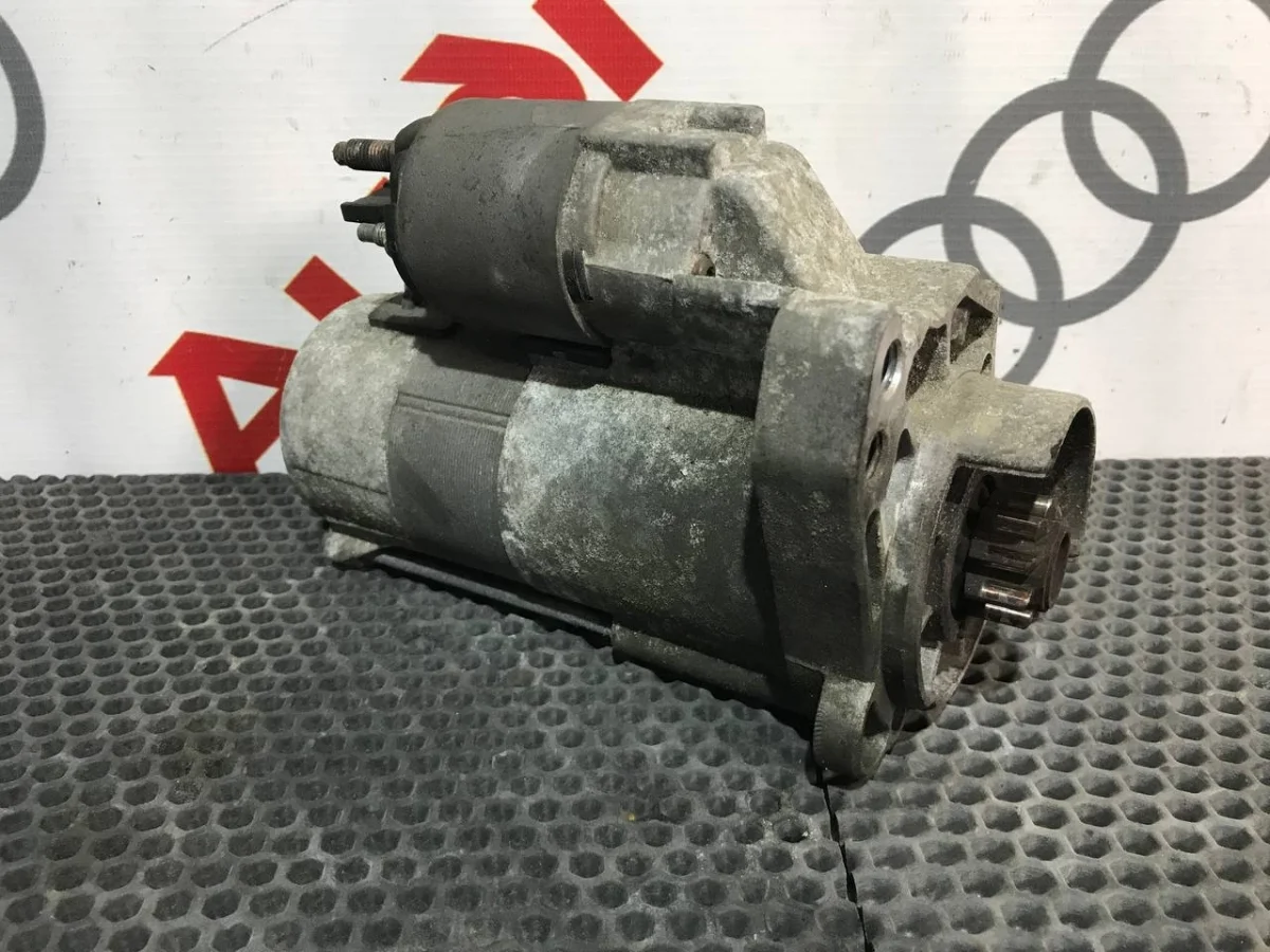 Стартер Audi A6 C6 (2004—2008)