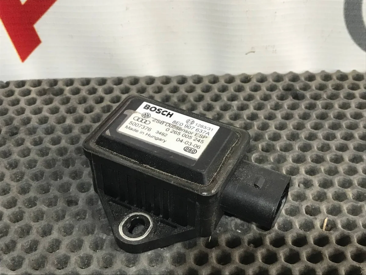 Датчик ускорения Audi A6 C6 (2004—2008)