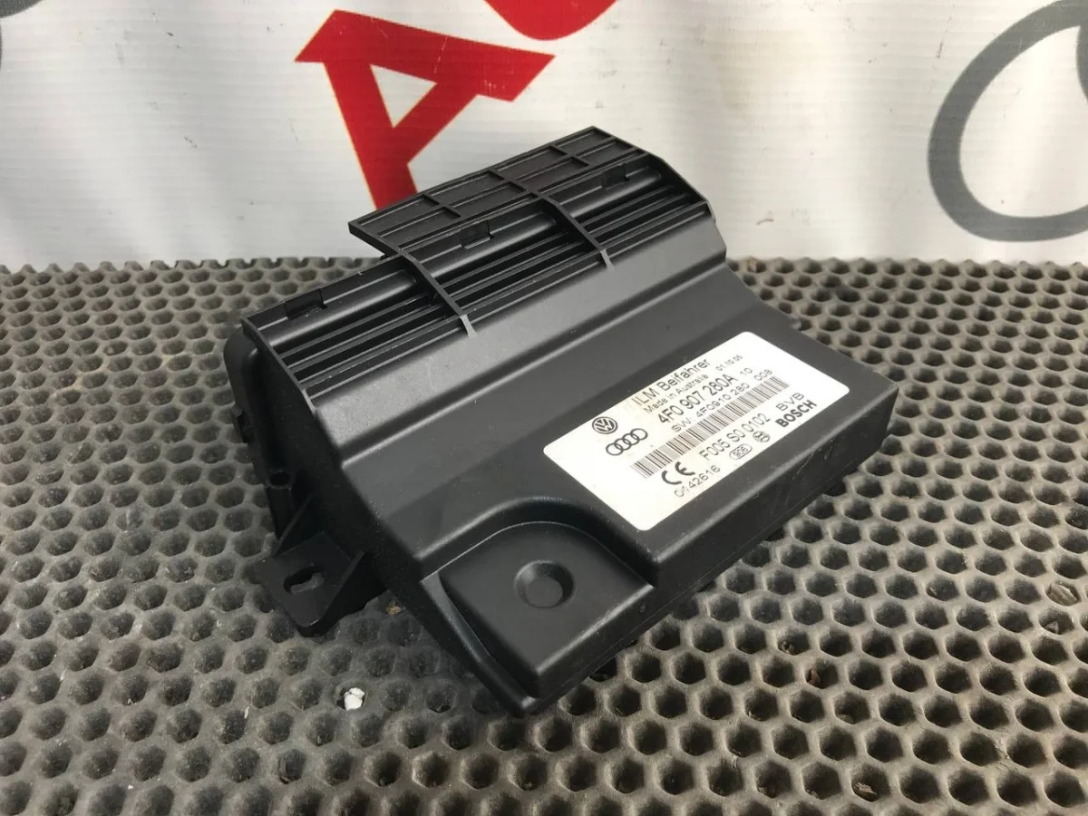 Блок управления бортовой сети Audi A6 C6 (2004—2008)