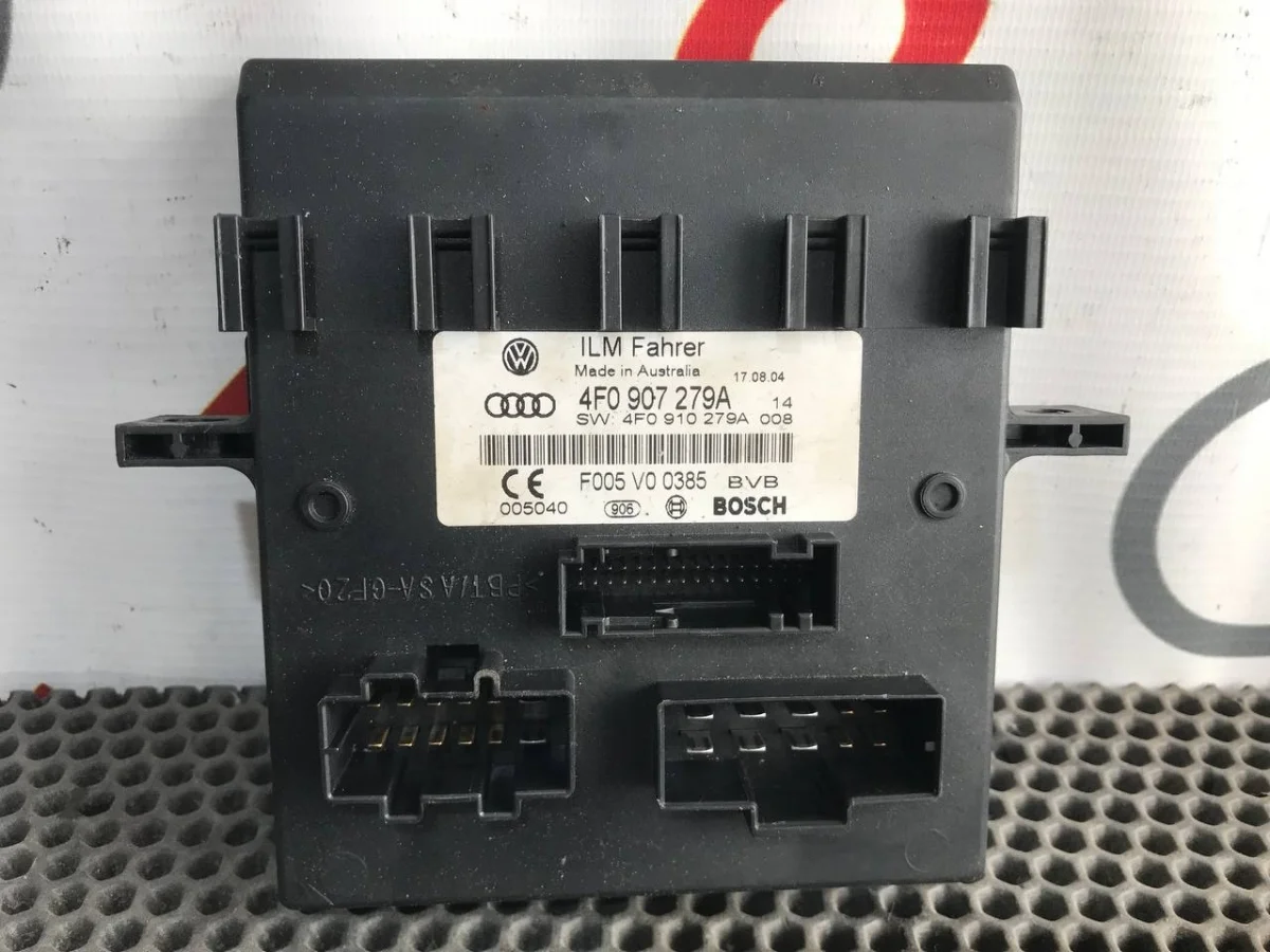 Блок электронный Audi A6 C6 (2004—2008)