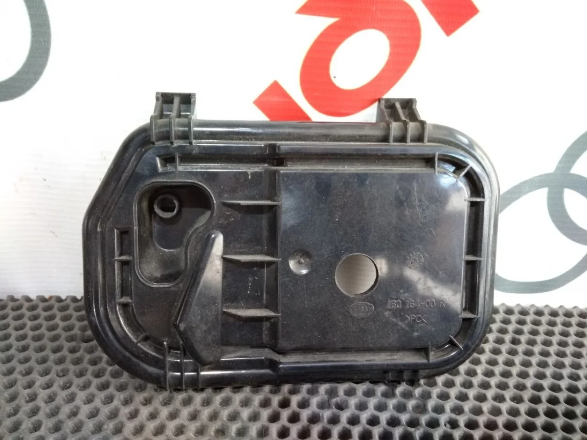 Крышка фары Audi A6 C6 (2004—2008)